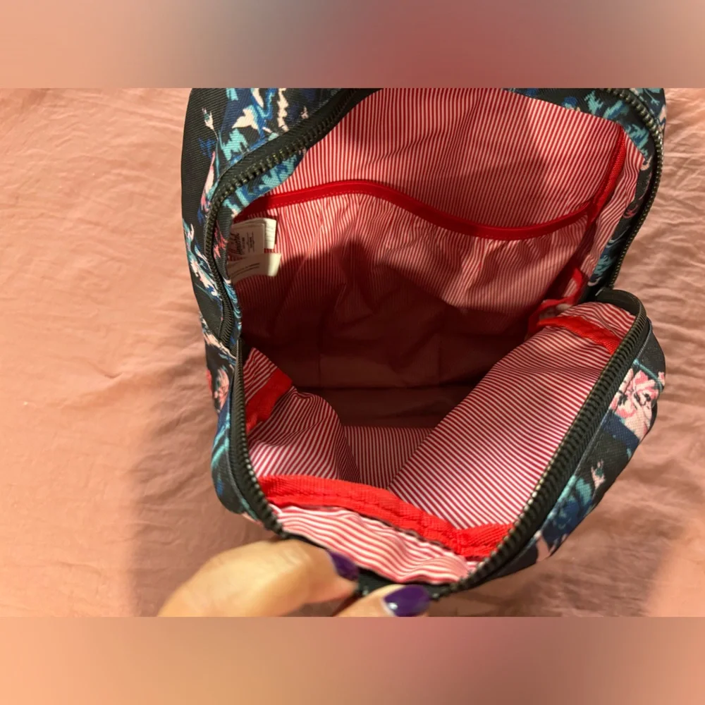 Herschel Backpack - Picture 7 of 10